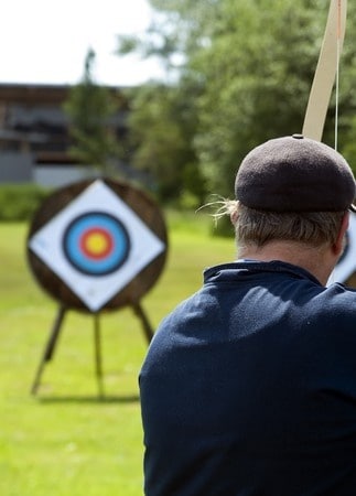 TOUSSINI Bogenschießen