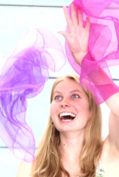 Claudia Schiffer Business Zirkus Jonglage